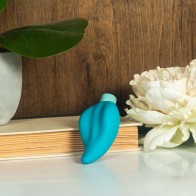 Blush Gaia Eco Caress Vibrador Bullet y Manga Aqua