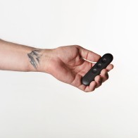 Je Joue Onyx Vibrating Butt Plug - Exquisite Pleasure