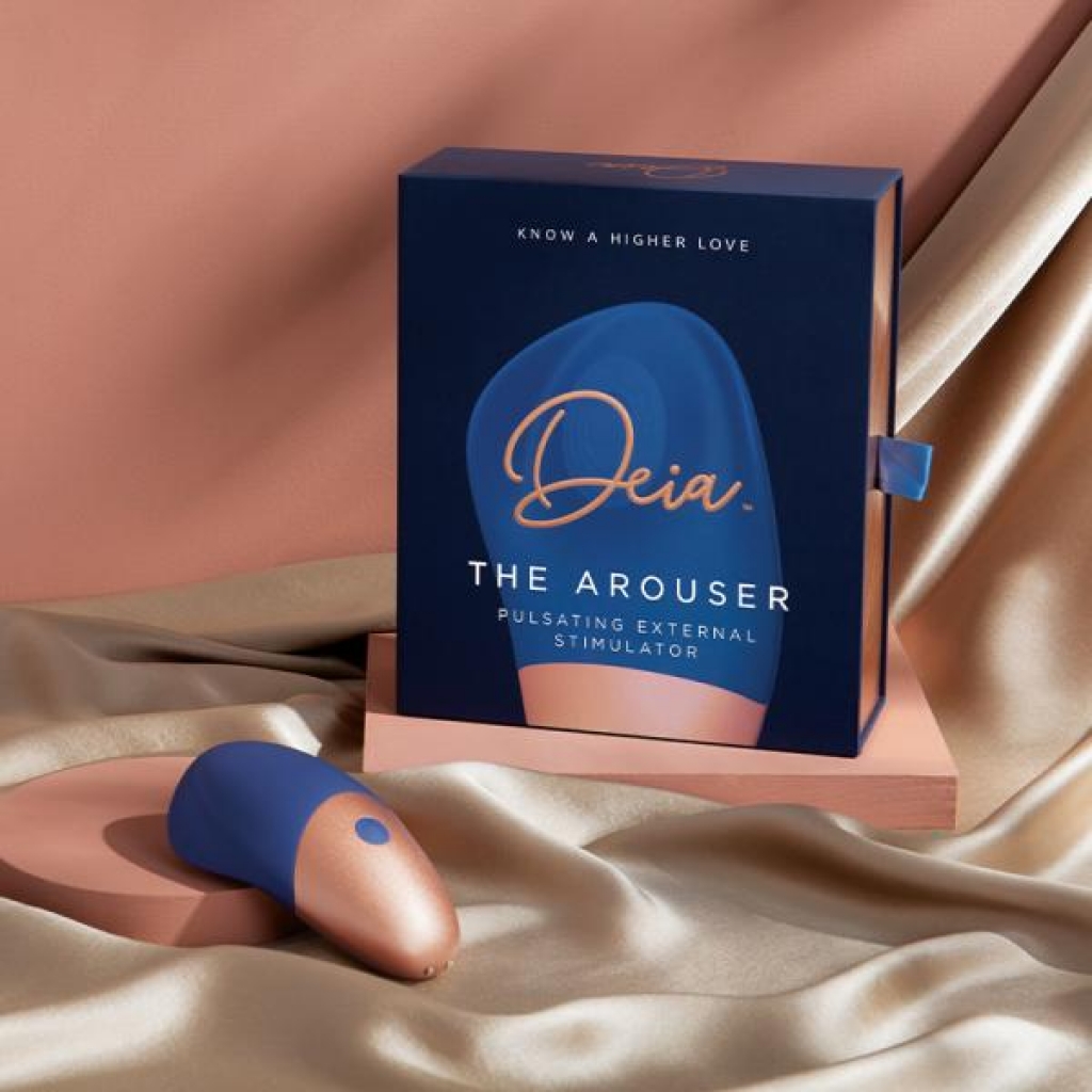 Deia The Arouser - Pulsating Silicone External Stimulator