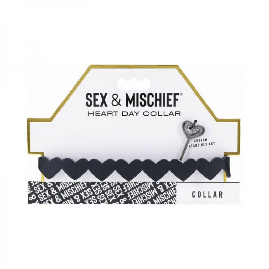 Sportsheets Sex & Mischief Heart Day Collar: Seductive Accessory