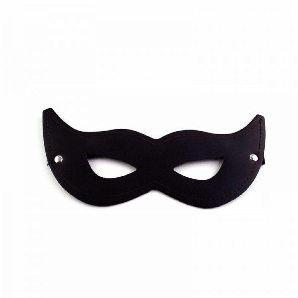 Rouge Leather Cat Mask for Playful Disguise